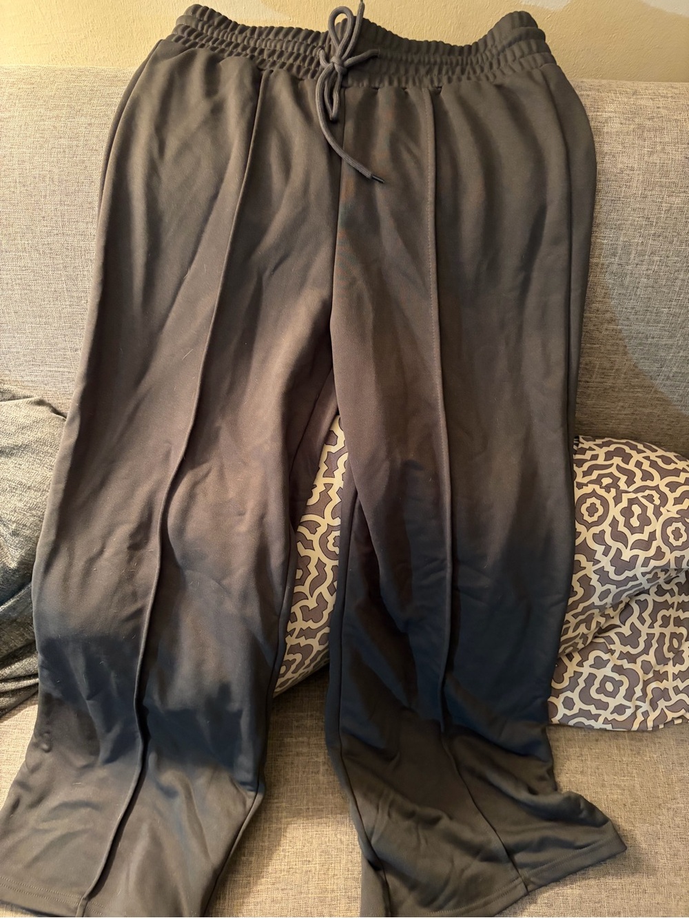 Black Drawstring Relaxed-Fit Pants